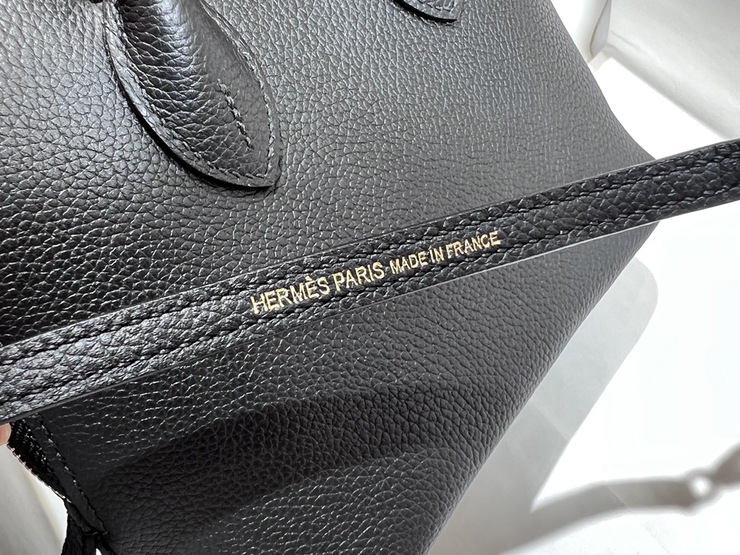 Hermes Bolide 1923 Mini Handbag Shoulder Bag In Black Evercolor Leather